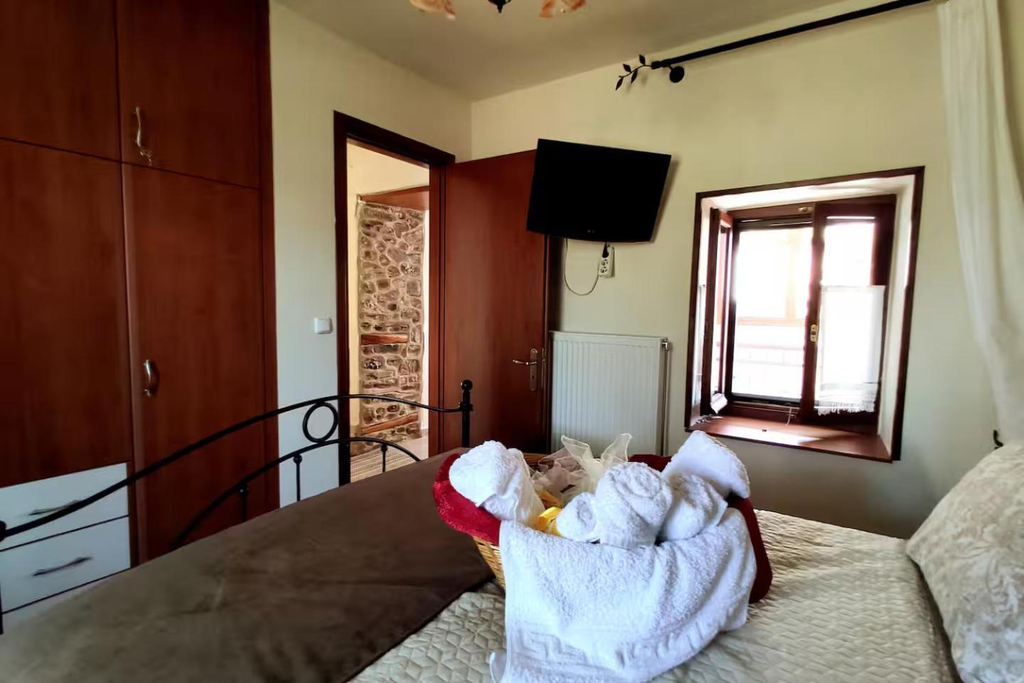 The Pagasetic Balcony - Magestic Sea Cottage Volos Bagian luar foto